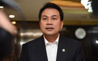 Azis Syamsuddin Minta Polisi Membuka Motif Aksi Vandalisme di Musala Tangerang - JPNN.com