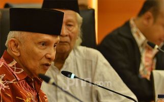 Terang Benderang, Adu Kuat Zulhas vs Amien Rais - JPNN.com