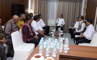 Jokowi Akan Menindaklanjuti Keluhan Gubernur Maluku Soal APBD - JPNN.com