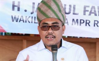 Jazilul MPR: Dua Ilmu Ini jadi Bekal Bagi Orang Bawean untuk Merantau - JPNN.com