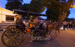 Puluhan Andong Bawa Delegasi Simposium Tekstil ASEAN ke Suasana Jogja - JPNN.com