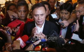 Jelang Kongres, Iwan Bule Ditinggal Sendiri di Tengah 'Hutan Belantara' PSSI - JPNN.com