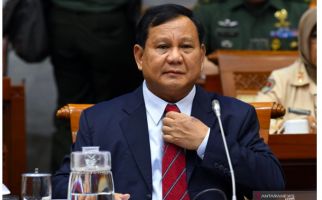 Setelah Disambut Hangat, Prabowo Subianto Dihujani Interupsi dari Komisi I DPR - JPNN.com