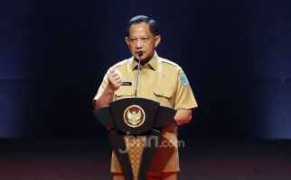 Pernyataan Terbaru Mendagri Tito Karnavian Soal Perpanjangan Izin Ormas FPI - JPNN.com