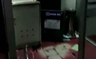 Mesin ATM BRI Dibobol, Isinya Ludes Disikat Lima Kawanan Perampok - JPNN.com