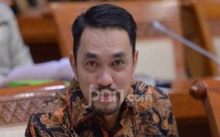 Sahroni Dukung Kejaksaan Berantas Mafia Pupuk Sampai ke Akar-akarnya - JPNN.com