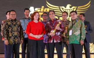 Selamat, Praktik Bisnis Berkelanjutan Bank BJB Diganjar Gold Rank - JPNN.com