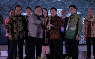 Pupuk Indonesia Grup Kembali Raih The Asia Sustainability Reporting Rating 2019 - JPNN.com