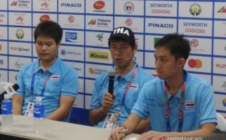 Indonesia vs Thailand: Pandangan Pelatih Akira Soal Skuad Garuda - JPNN.com