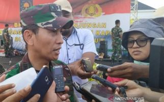 Prajurit TNI Baku Tembak dengan KKB, Helikopter Balik ke Timika - JPNN.com