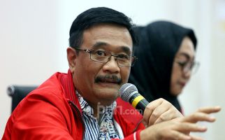 Djarot Ingatkan Eks Caleg PDIP Harun Masiku Hadapi Proses Hukum di KPK - JPNN.com