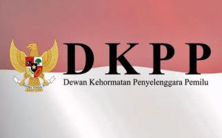DKPP Copot Tomy S Dari Jabatan Ketua Bawaslu Bekasi - JPNN.com