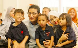 Sandiaga Uno Beri Bantuan untuk Panti Asuhan Kristen Sebelum Natal - JPNN.com