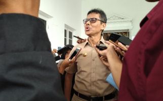 Reaksi Gubernur Sumbar Soal Wacana Interpelasi Perjalanan Luar Negeri - JPNN.com