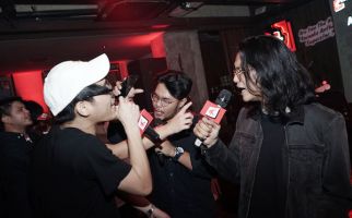 Kasper Bikin Peserta Kontes Adu Singing Vol.2 Lupakan Patah Hati - JPNN.com