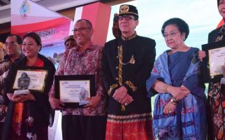 Pemkab Tabanan Raih Penghargaan Trisakti Tourism Award - JPNN.com