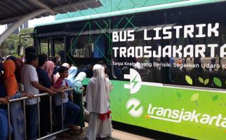 Bingung Libur Nataru Ke mana? Yuk Jajal Bus Listrik Gratis - JPNN.com