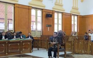 Sidang Perdana, Eks Kadis PU Didakwa Suap Wali Kota Medan Dzulmi Eldin Rp530 Juta - JPNN.com