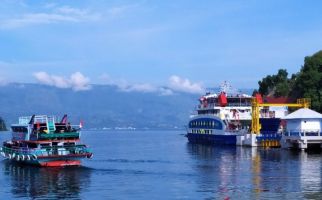 Sambut Libur Nataru, PT ASDP Tambah Jadwal Penyeberangan Danau Toba - JPNN.com