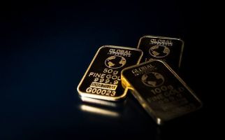 Awal Pekan, Harga Emas Antam Terseret ke Rp 779.000 per Gram - JPNN.com