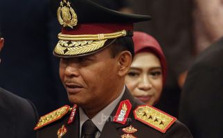 Maklumat Kapolri Efektif, Jenderal Idham Disemangati dengan Pantun Ketupat - JPNN.com