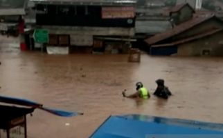 Bandung Barat Banjir Parah, Bupati Aa Umbara Marah - JPNN.com