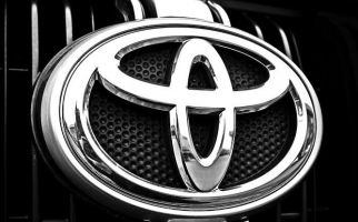 Gara-Gara Atur Harga Lexus, Toyota Kena Semprit Tiongkok - JPNN.com