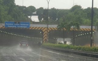 Kabar Terbaru Kondisi Tol JORR Setelah Diguyur Hujan - JPNN.com