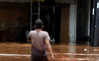 Data Terkini Korban Banjir di Jabodetabek - JPNN.com