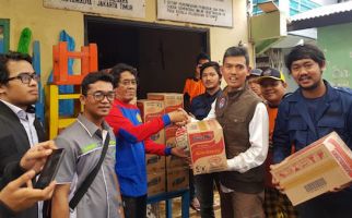Kemenpora Konsolidasikan Puluhan Relawan Pemuda Bantu Korban Banjir - JPNN.com