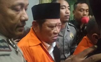 Kalimat Singkat Bupati Sidoarjo saat Digelandang ke Rutan KPK - JPNN.com