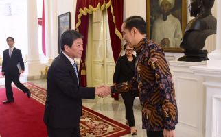 Menjamu Menlu Jepang, Jokowi Tawarkan Investasi di Natuna - JPNN.com