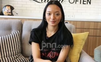 Asmara Abigail Bagikan Tips Memilih Perhiasan yang Cocok untuk Kulit Sawo Matang - JPNN.com