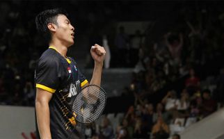 Swiss Open 2021: Shesar Hiren Rhustavito dan Babies Tembus 16 Besar - JPNN.com