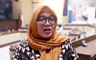 MenPAN-RB Tolak Revisi UU ASN Bahas Honorer, Nur Baitih Tidak Kaget - JPNN.com