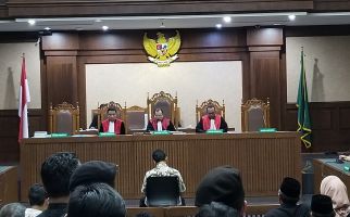 Mantan Ketum PPP Romahurmuziy Divonis Lebih Rendah dari Tuntutan Jaksa KPK - JPNN.com