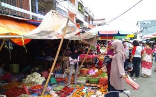 Sidak ke Pasar, Satgas Berhenti di Penjual Telur, Astagfirullah! - JPNN.com