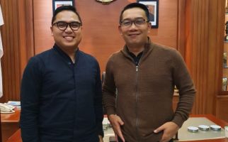 Jelang Pilkada Tangsel, Fahd Pahdepie Sambangi Ridwan Kamil - JPNN.com