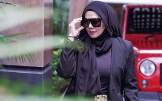 Sarita Abdul Mukti Disebut Bisa Kaya Tujuh Turunan, Asalkan... - JPNN.com