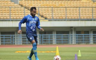 Pelatih Persib Ungkap Alasan Kepincut Sama Zulham Zamrun - JPNN.com