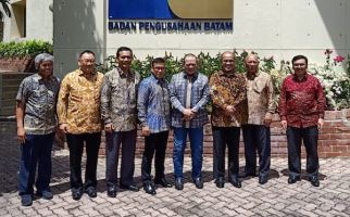 Pemprov Kepri Adukan Menhub Soal Dana Jasa Labuh ke DPD RI - JPNN.com