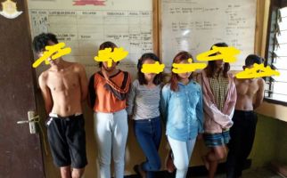 Empat Cewek dan Dua Cowok Tepergok Tengah Berbuat Terlarang di Rumah - JPNN.com
