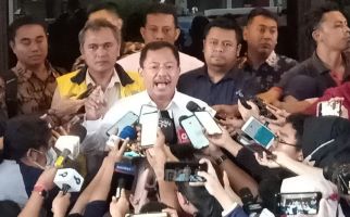 Menkes Sudah Pakai Masker, Saleh: Padahal dr Terawan Kan Sehat - JPNN.com