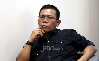 Kritik Masinton PDIP Tetap Keras, Kali Ini soal Pejabat Sering Rapat - JPNN.com