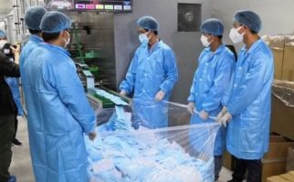 Supercepat, Pabrik di Tiongkok Ini Produksi 1.000 Masker per Menit - JPNN.com