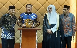 Semoga Arab Saudi Mengkaji Ulang Kebijakan soal Jemaah Umrah Indonesia - JPNN.com