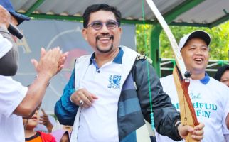 Pilih Calon Wali Kota Surabaya yang Bisa Membaur dengan Masyarakat - JPNN.com