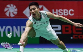 Nasib Tragis Chou Tien Chen, Dibantai Tunggal Singapura di Babak Pertama Hylo Open 2021 - JPNN.com