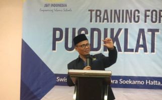 Hardiknas 2020: 56 Persen Sekolah Swasta Kesulitan Bayar Gaji Guru - JPNN.com