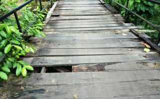 Balita Terjatuh dari Jembatan Setinggi Delapan Meter, Begini Kondisi Terkini - JPNN.com